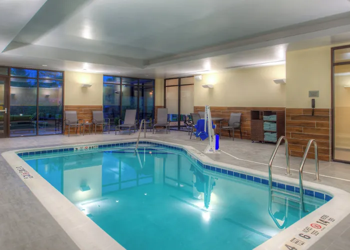 Fairfield Inn & Suites By Marriott Canton
